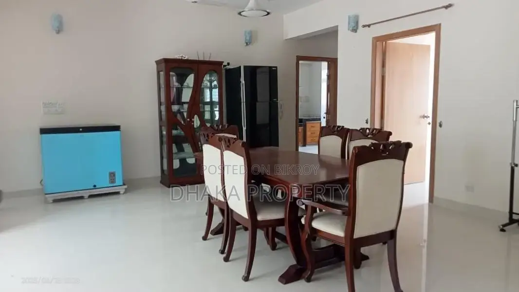গুলশান কূটনৈতিক এলাকায় ফার্নিশড অ্যাপার্টমেন্ট ভাড়া