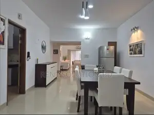 গুলশান ২-এ লেকভিউ ফার্নিশড অ্যাপার্টমেন্ট