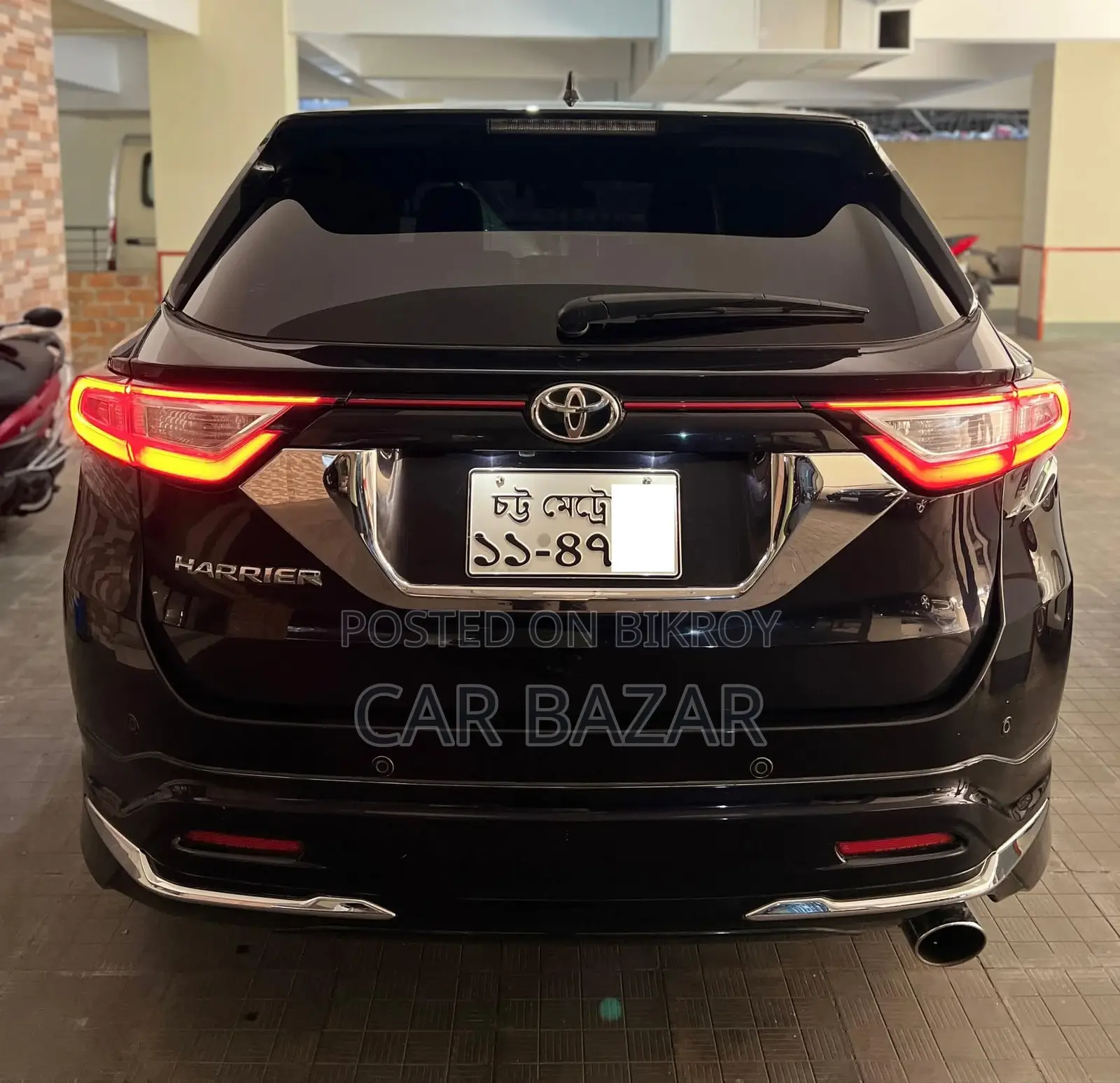 Toyota Harrier Progress Metal Adv 2017