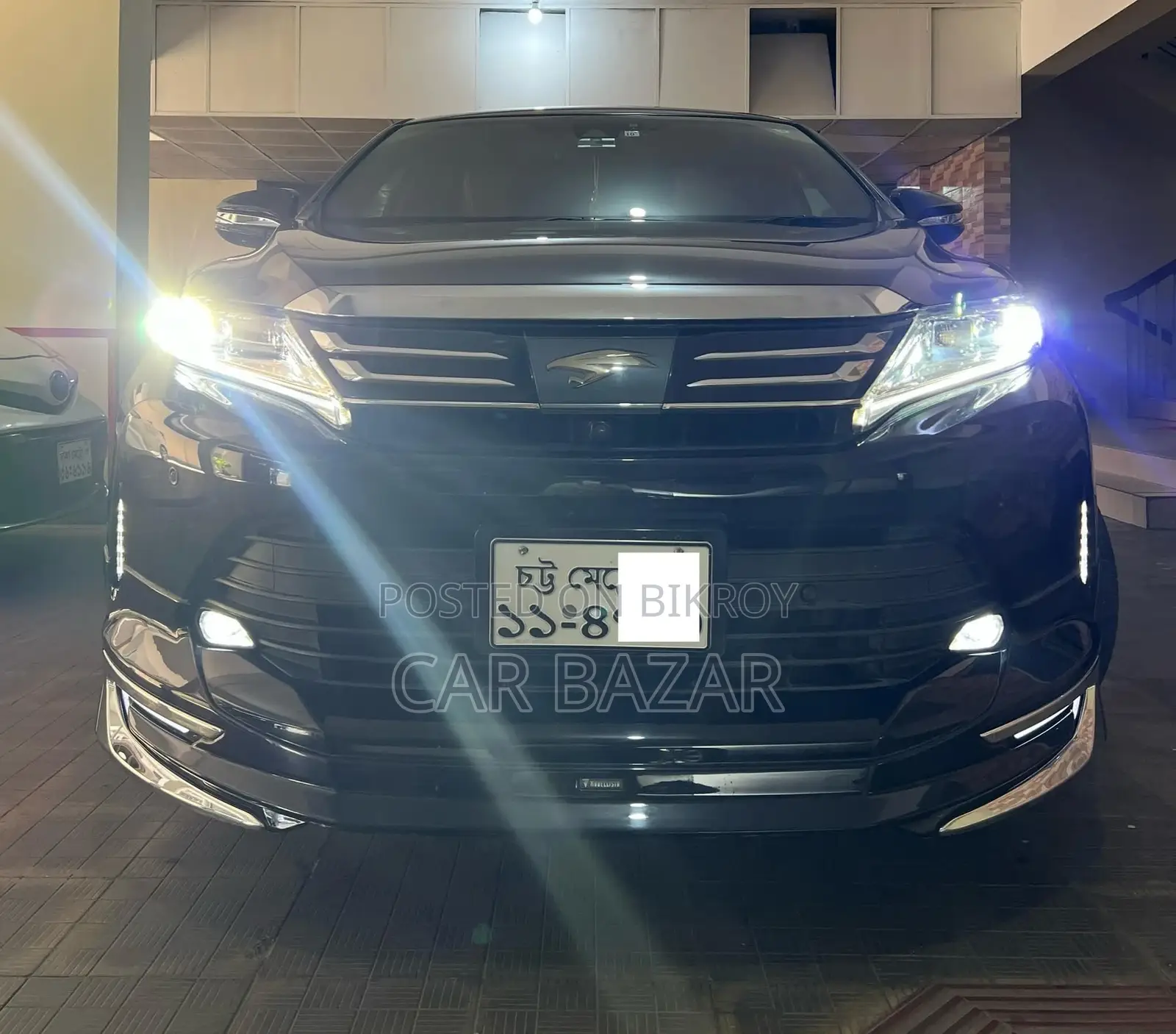 Toyota Harrier Progress Metal Adv 2017