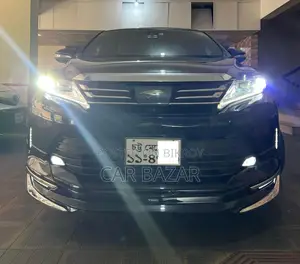 Toyota Harrier Progress Metal Adv 2017