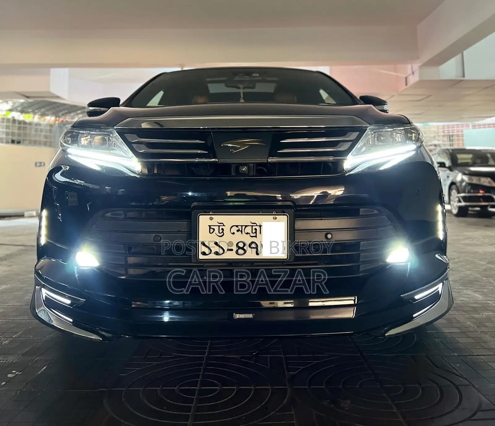 Toyota Harrier Progress Metal Adv 2017
