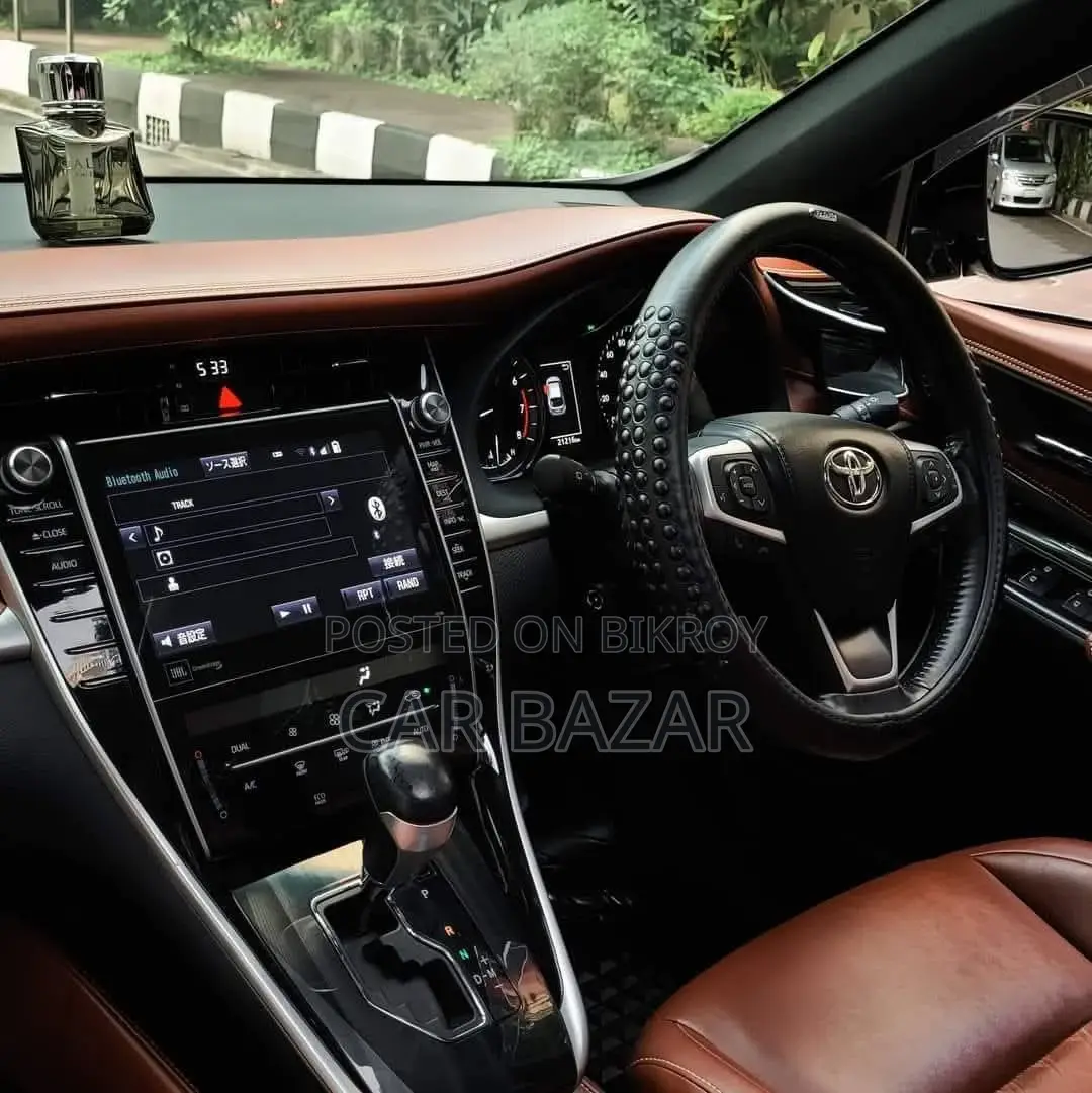 Toyota Harrier Progress Metal Adv 2017