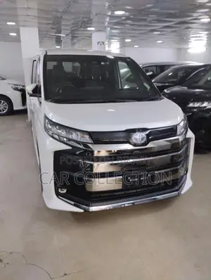 Toyota Noah SZ 2022