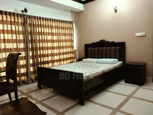 গুলশান-১ এ ৩ বেডরুমের ফার্নিশড ফ্ল্যাট ভাড়া