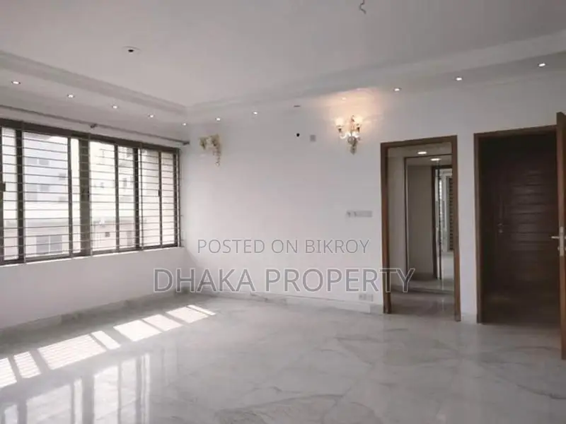 (3500-Sqft)Lake View Luxurious Apartment Rent in Gulshan