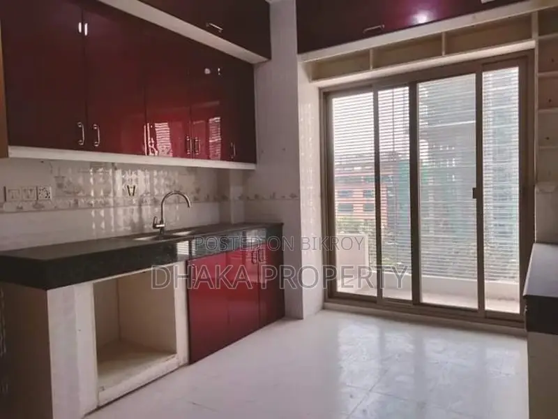 (3500-Sqft)Lake View Luxurious Apartment Rent in Gulshan