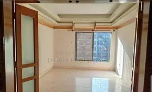 গুলশান-২ এ লেক ভিউ ৫ বেডরুমের (৪২০০ বর্গফুট) অ্যাপার্টমেন্ট ভাড়া