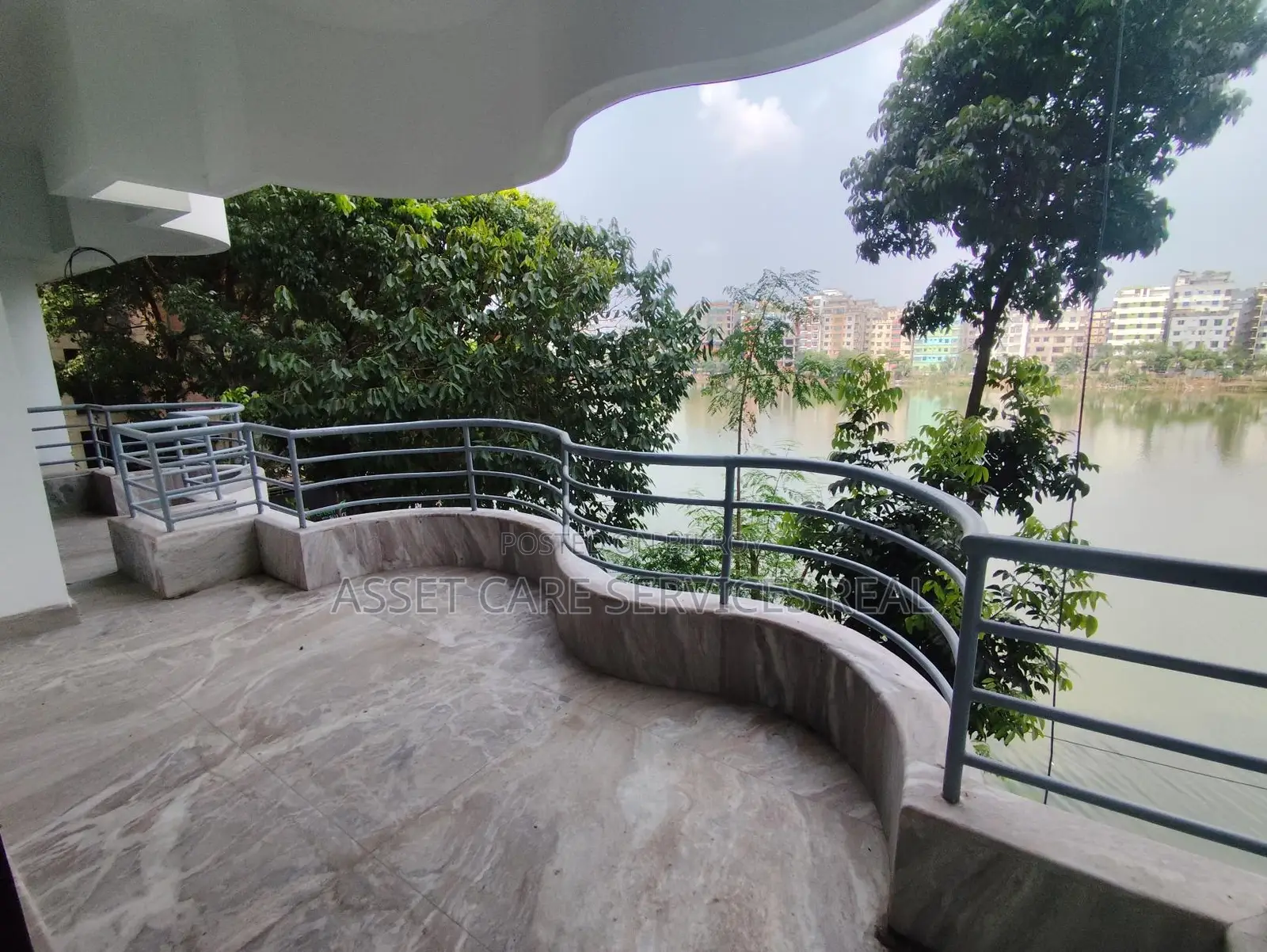 3500-Sqft Lake View Beautiful 4Bed Big Apartment Rent In Gulshan