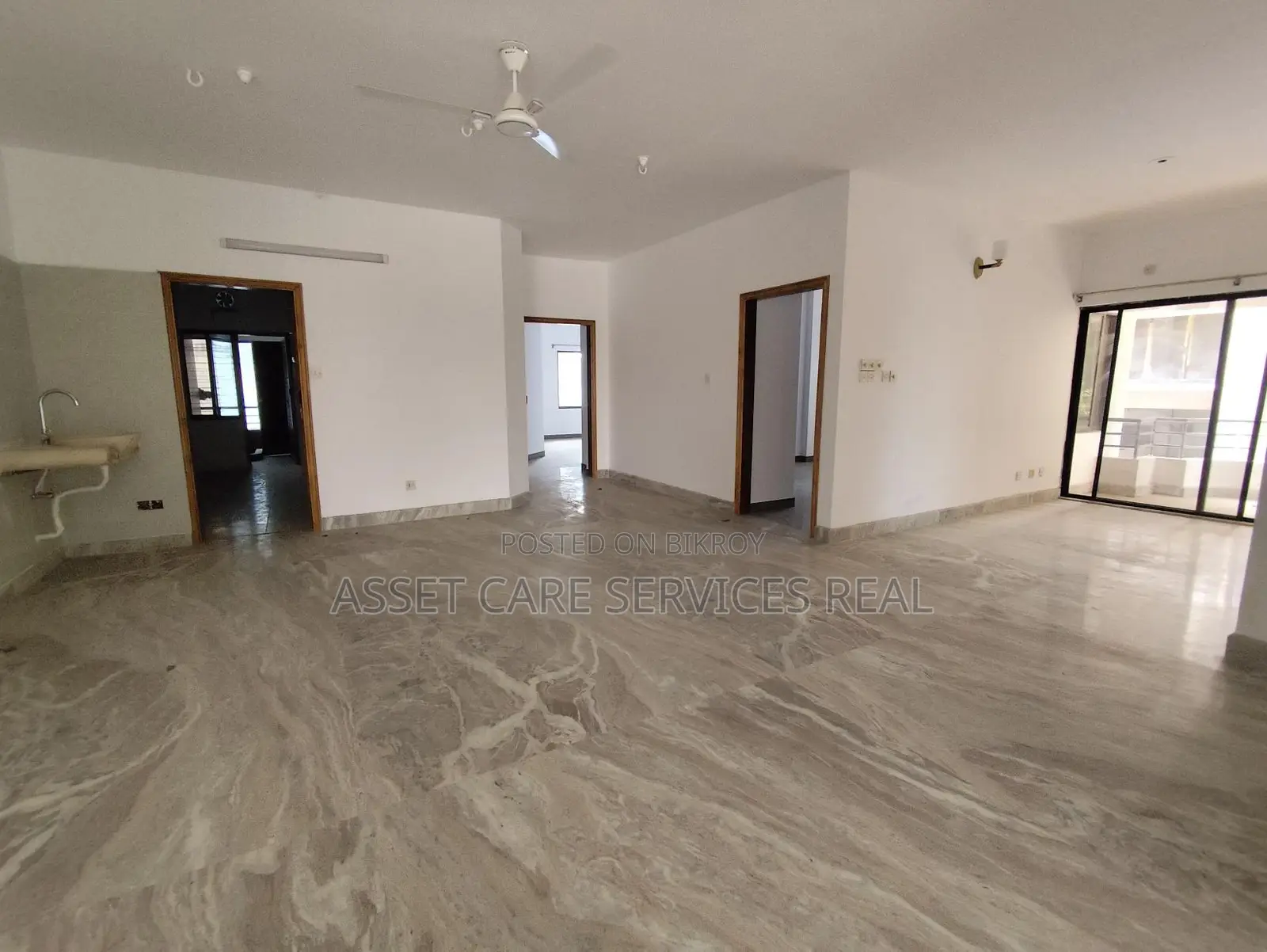 3500-Sqft Lake View Beautiful 4Bed Big Apartment Rent In Gulshan