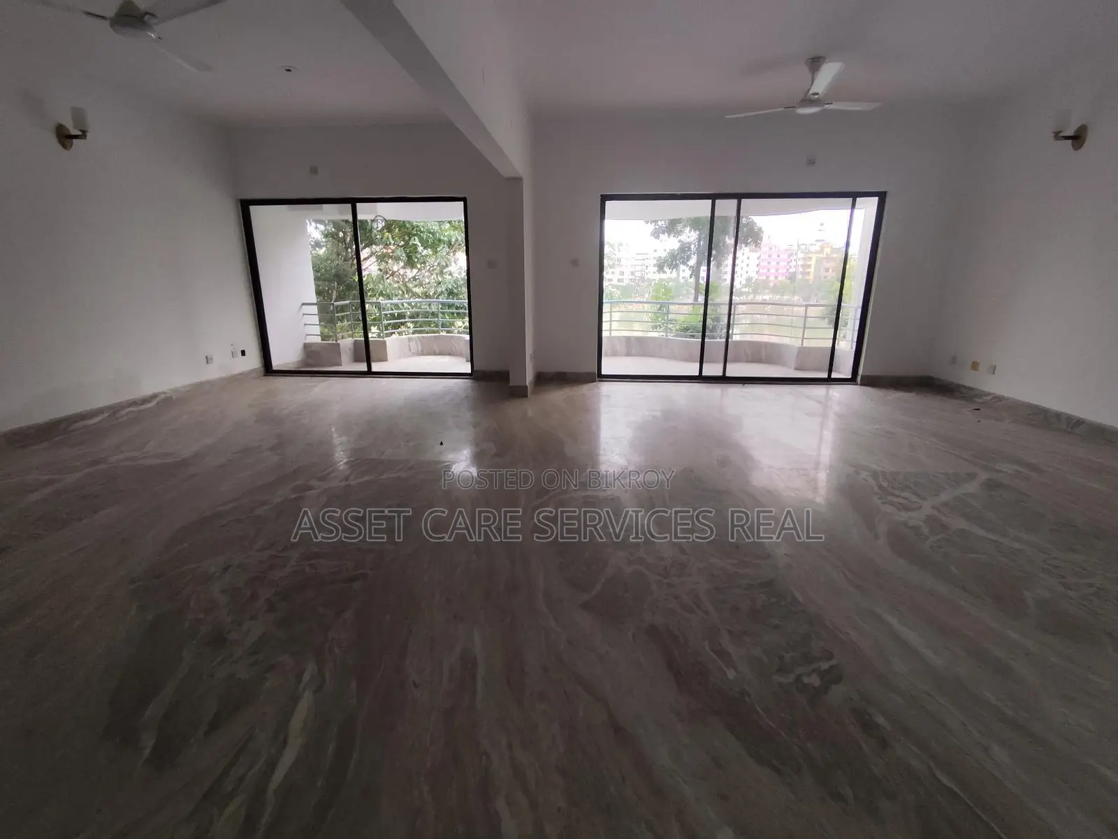 3500-Sqft Lake View Beautiful 4Bed Big Apartment Rent In Gulshan