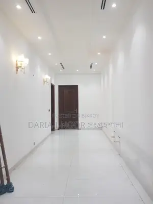 South-facing Four-plex Royal Palace on 31 Katha Land in Bashundhara for Sale