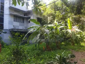 ৭.৫০ কাঠা জমি বিক্রয় বনানী