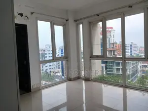 ৩ বেডরুমের পর্যাপ্ত আলো-বাতাসপূর্ণ অ্যাপার্টমেন্ট, অফিস বা আবাসিক ব্যবহারের উপযোগী - ২৩০০ বর্গফুট