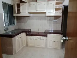 Well semi furnish 4 Bed room apt available in Gulshan 2