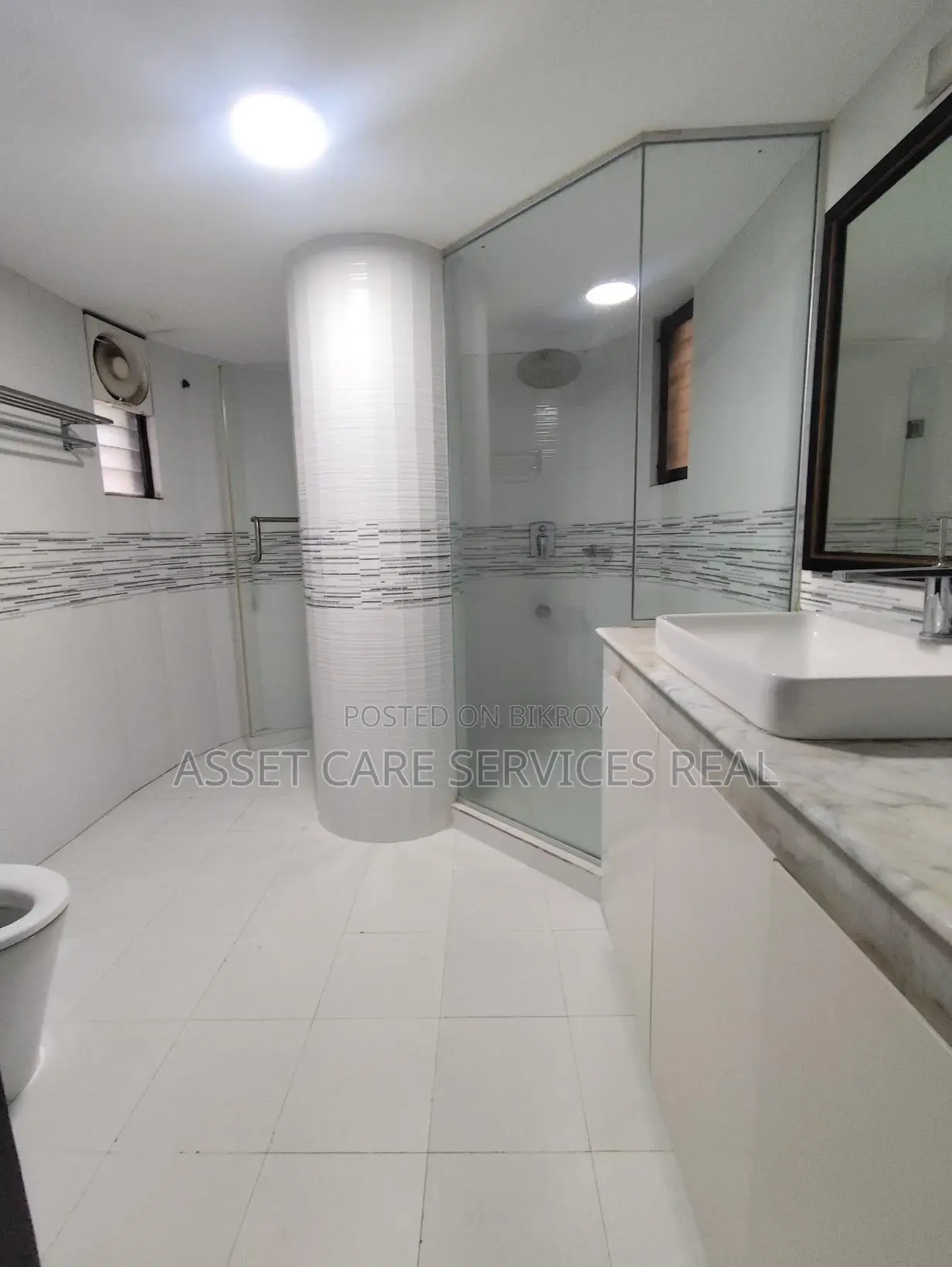 North Gulshan South Facing 4Bed Beautiful Apartment Rent