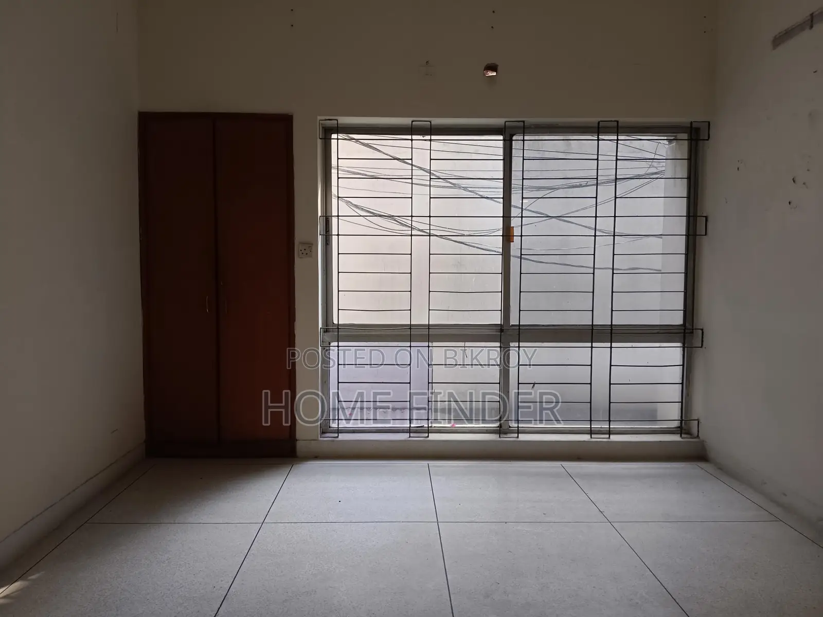 2300 Sqft Un-furnished Apartment For Rent In Gulshan