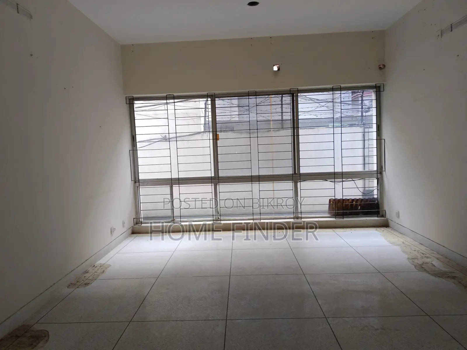 2300 Sqft Un-furnished Apartment For Rent In Gulshan