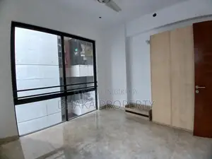 2300SqFt.3Bed Brand New Luxurious Apartment Rent At Banani Model Town