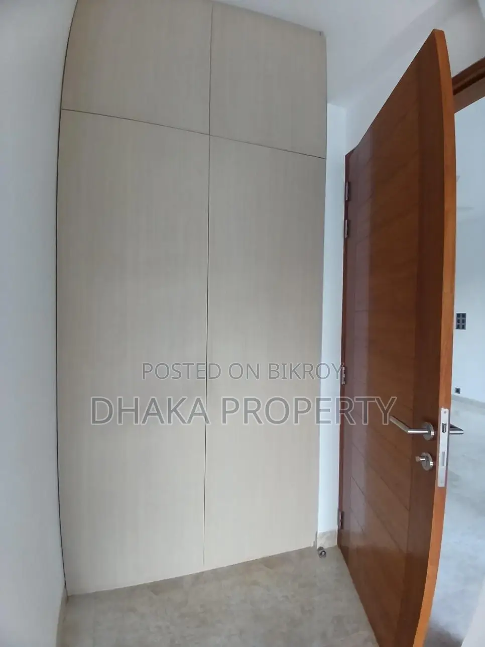 2300SqFt.3Bed Brand New Luxurious Apartment Rent At Banani Model Town
