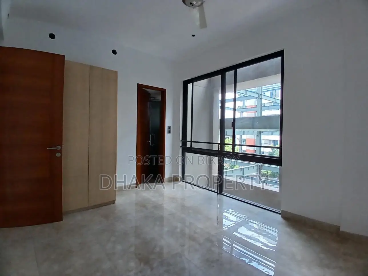 2300SqFt.3Bed Brand New Luxurious Apartment Rent At Banani Model Town