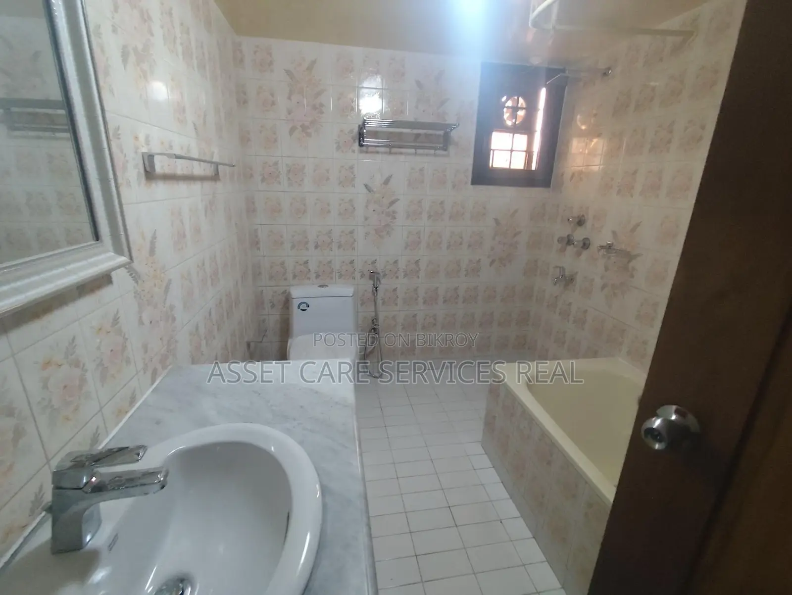 Exclusive Independent House Rent In Gulshan North