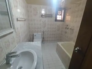 Exclusive Independent House Rent In Gulshan North