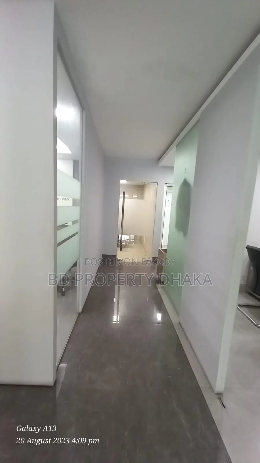 বনানীতে ৪০০০ বর্গফুটের নতুন অফিস স্পেস ভাড়া
