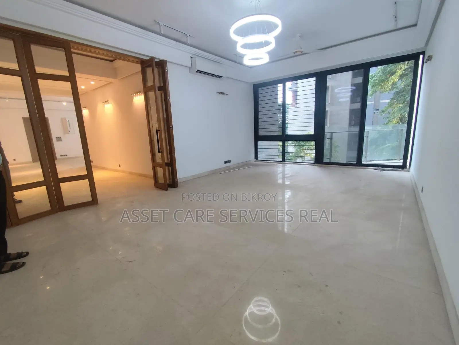 Brand New Semi-Furnished Luxurious 3Bed Apartment Rent In Gulshan