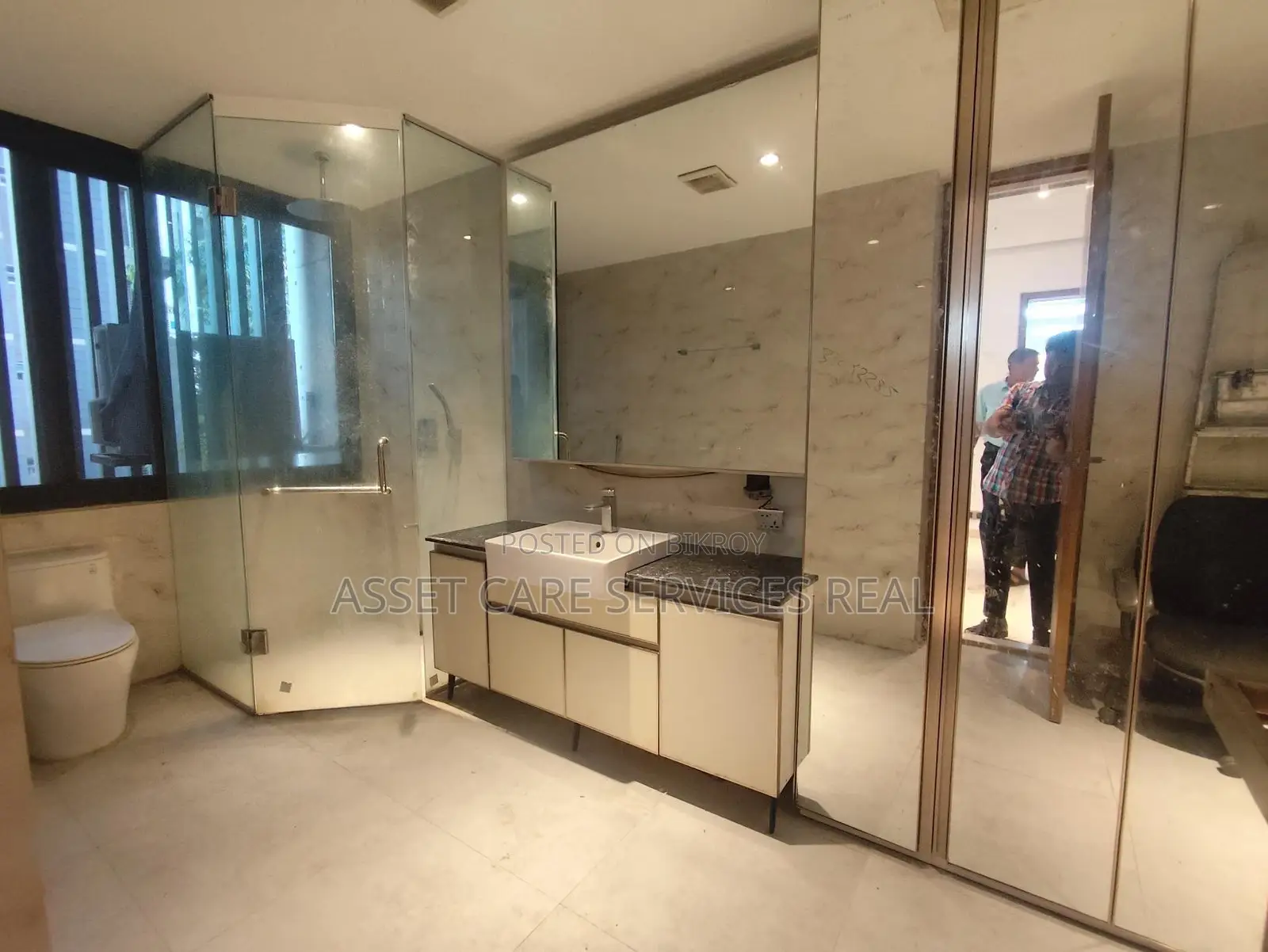 Brand New Semi-Furnished Luxurious 3Bed Apartment Rent In Gulshan