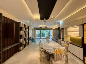 গুলশানে ৪র্থ তলায় ৫০০০ বর্গফুটের ব্র্যান্ড নিউ ফুল ফার্নিশড অ্যাপার্টমেন্ট ভাড়া হবে