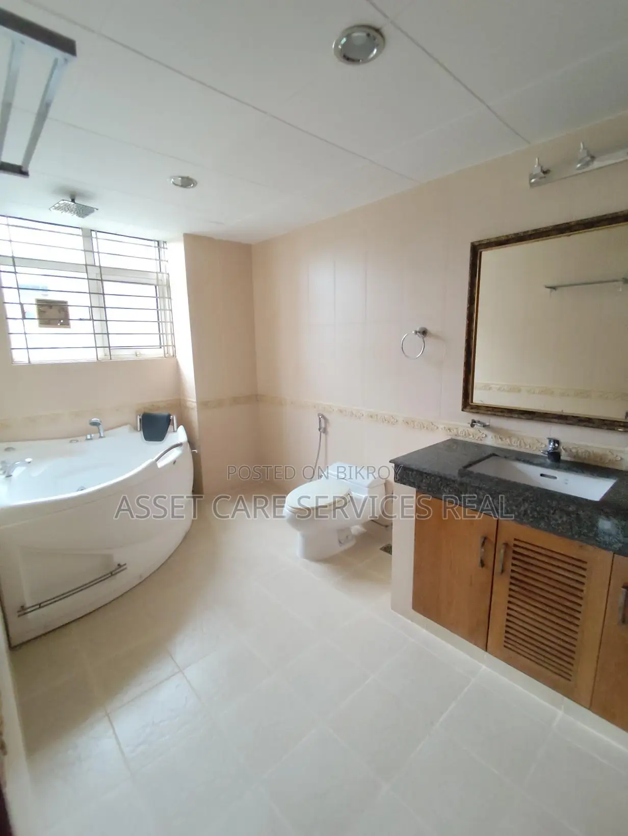 6500-Sqft 4-Bedroom Semi-Furnished Large Apartment for Rent in Gulshan-2