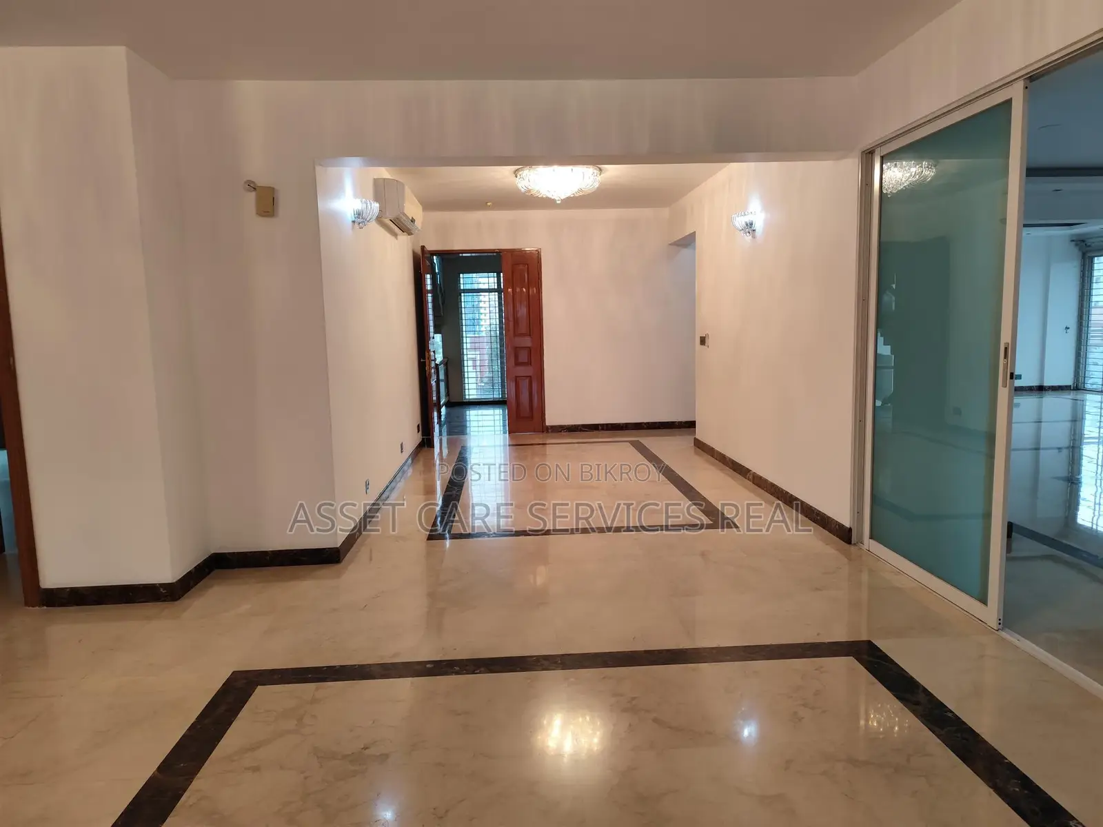 6500-Sqft 4-Bedroom Semi-Furnished Large Apartment for Rent in Gulshan-2