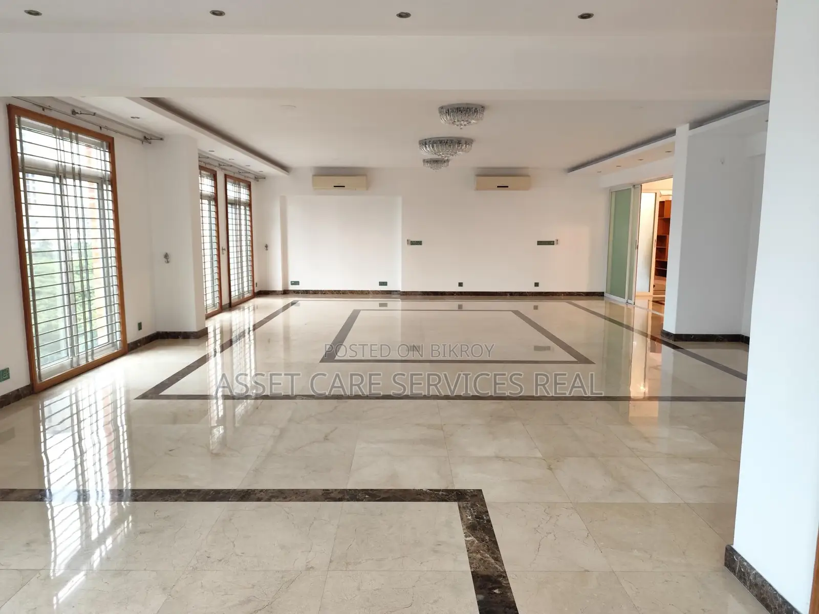 6500-Sqft 4-Bedroom Semi-Furnished Large Apartment for Rent in Gulshan-2
