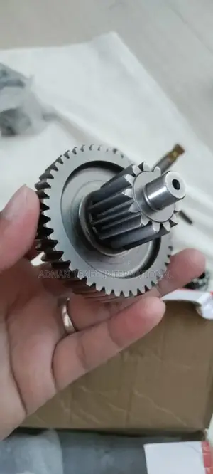 স্কুটার ট্রান্সমিশন এক্সেল ড্রাইভ আউটপুট স্প্রকেট শ্যাফট গিয়ারবক্স আউটপুট
