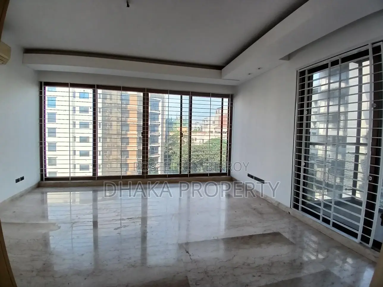 4000sqFt.Wonderful Semi Furnish Apartment Rent At Baridhara DMZ.