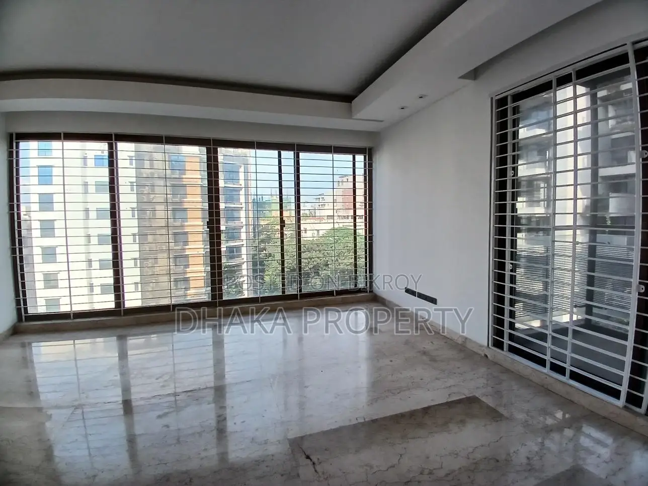 4000sqFt.Wonderful Semi Furnish Apartment Rent At Baridhara DMZ.