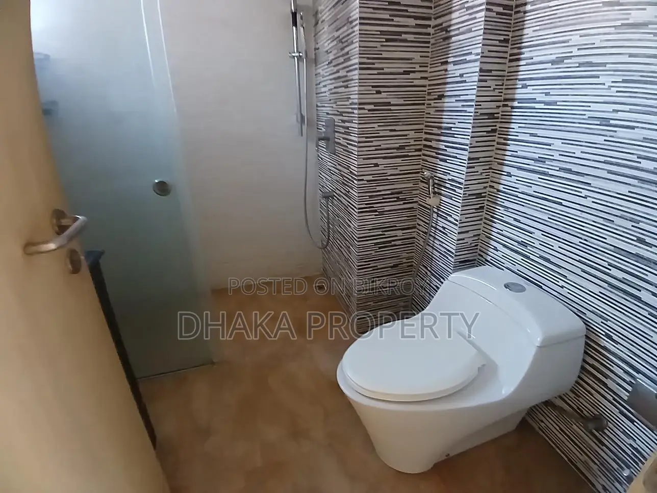 4000sqFt.Wonderful Semi Furnish Apartment Rent At Baridhara DMZ.