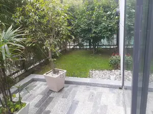 Fully Furnished luxury 2 Bed room Flat Rent in Gulshan-2