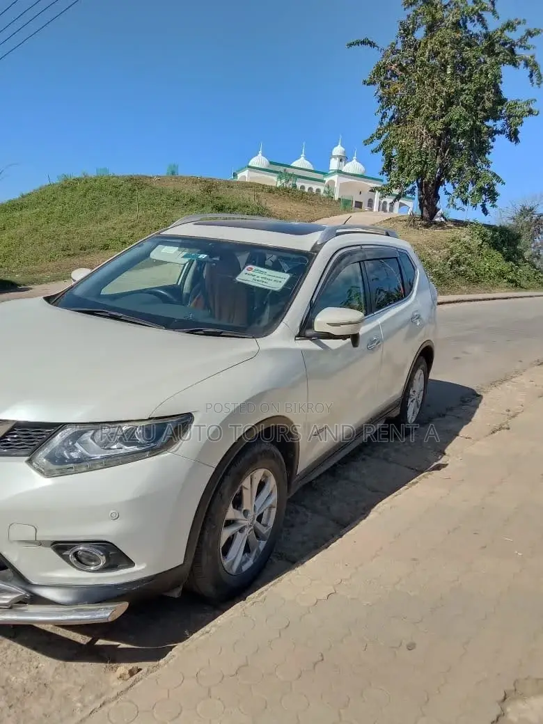 Nissan X-Trail For Rent