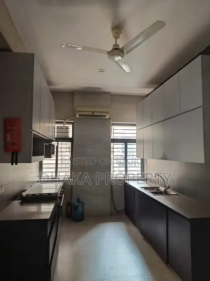 বারিধারায় সুইমিং পুল ও জিম সুবিধাসহ বিলাসবহুল অ্যাপার্টমেন্ট ভাড়া