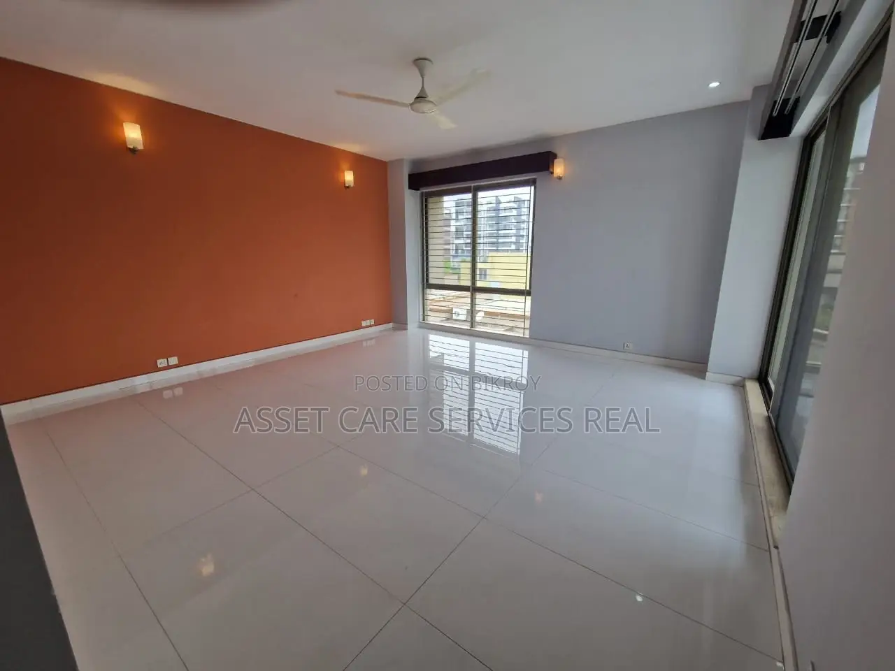 North Gulshan Shanta Luxury 3Bed Semi-Furnished Apartment Rent