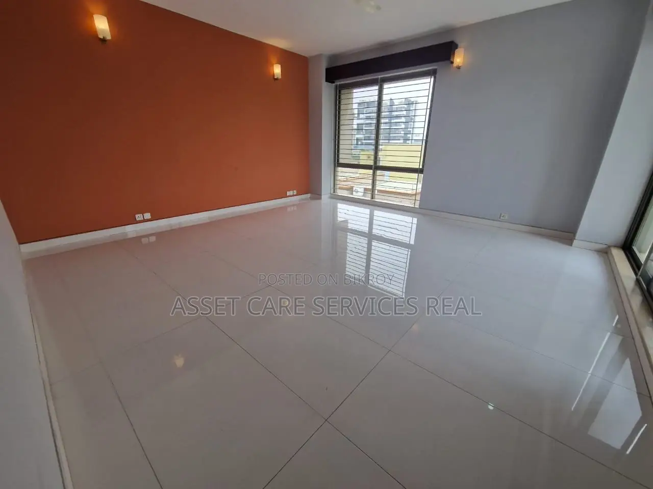 North Gulshan Shanta Luxury 3Bed Semi-Furnished Apartment Rent