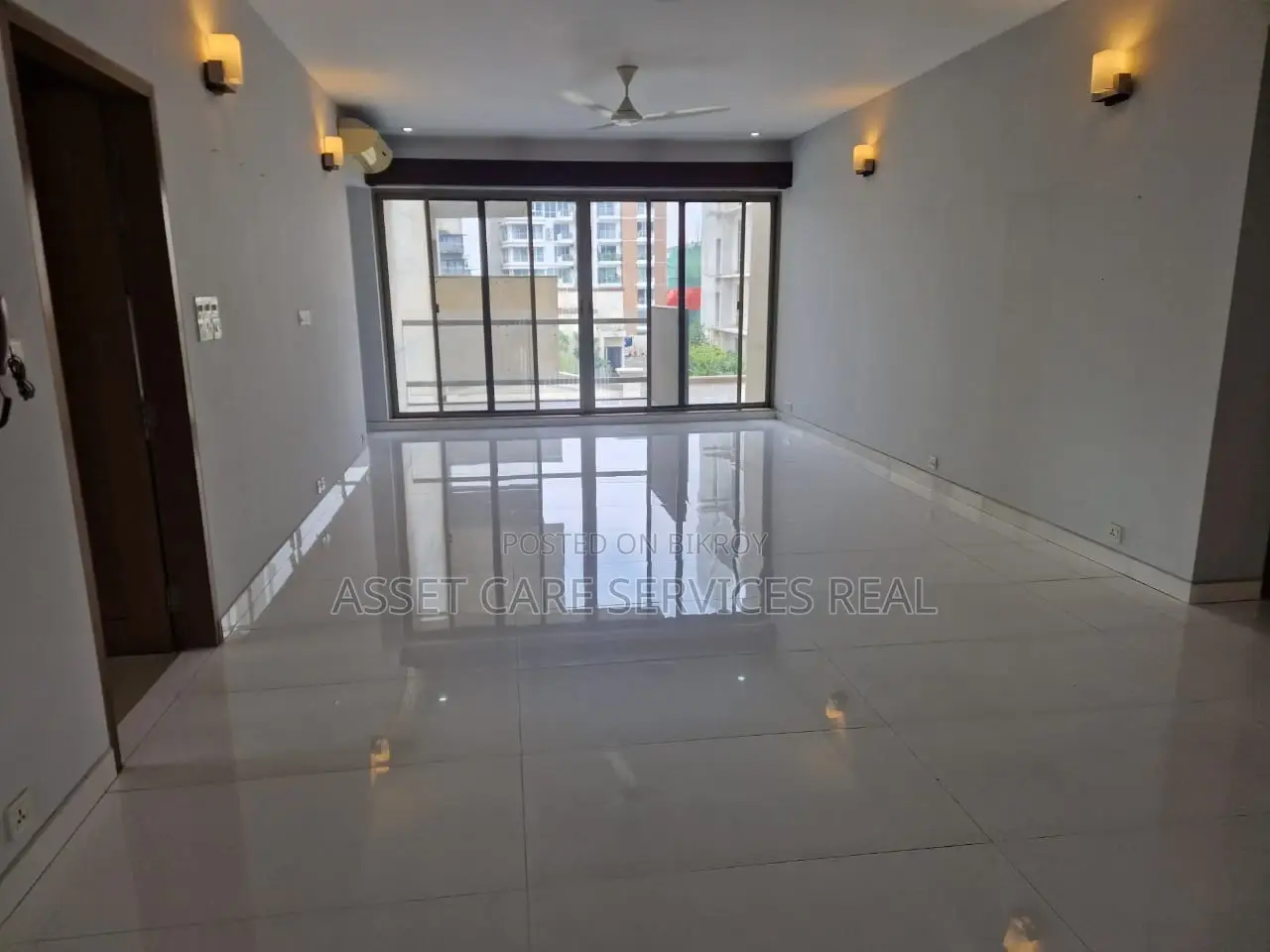 North Gulshan Shanta Luxury 3Bed Semi-Furnished Apartment Rent