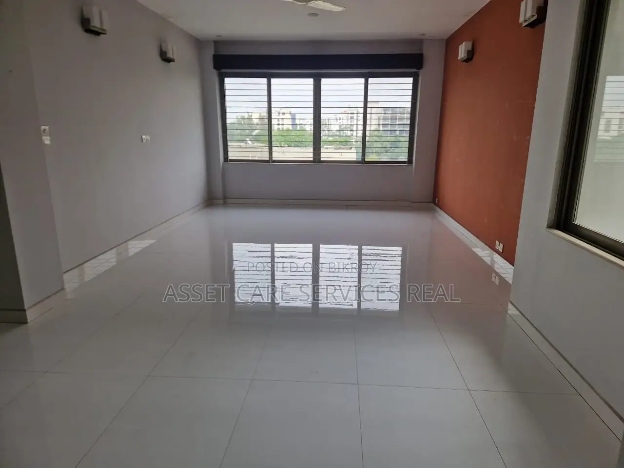 North Gulshan Shanta Luxury 3Bed Semi-Furnished Apartment Rent