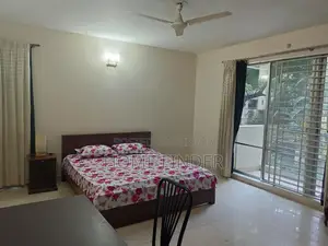 গুলশানে ফুল ফার্নিশড (৩ বেড-২৩৮০ বর্গফুট) অ্যাপার্টমেন্ট ভাড়া