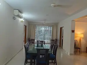 গুলশানে ফুল ফার্নিশড (৩ বেড-২৩৮০ বর্গফুট) অ্যাপার্টমেন্ট ভাড়া