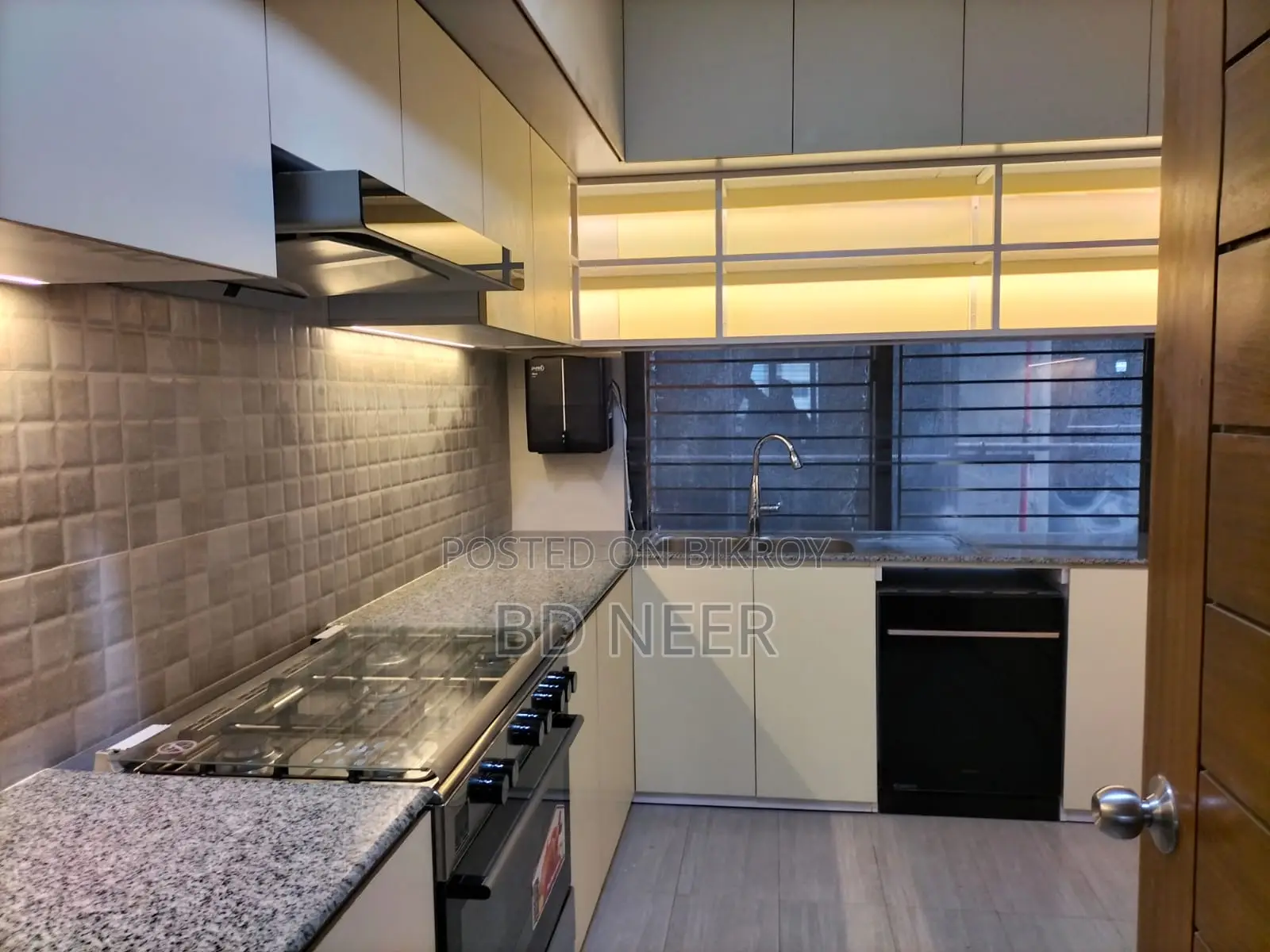 Fully Furnished 4-Bedroom Flat Rent in Baridhara Diplomatic Area