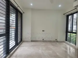 An Amazingly Large Apartment Can Be Found In Gulshan-For Rent