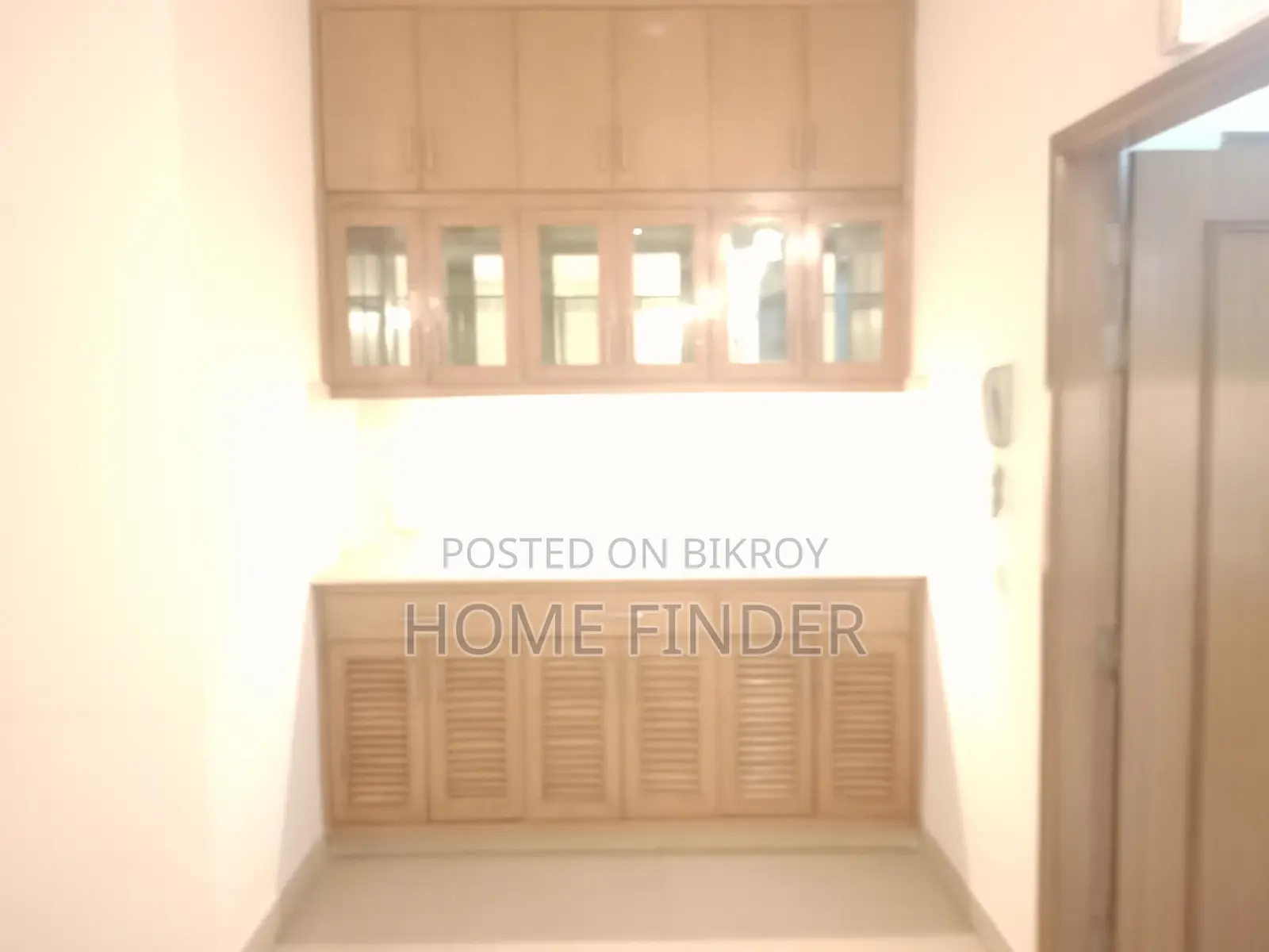 Furnished/Semi-Furnished 2755 Sq Ft Apartment for Rent in Gulshan (2)